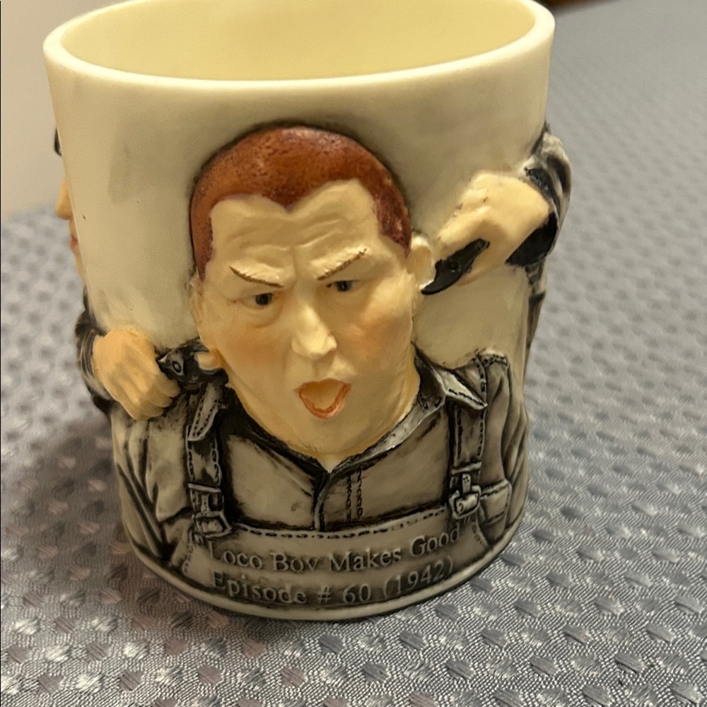 Three Stooges Ceramic Mug with Character Design - Black and Cream - Picture 3 of 5
